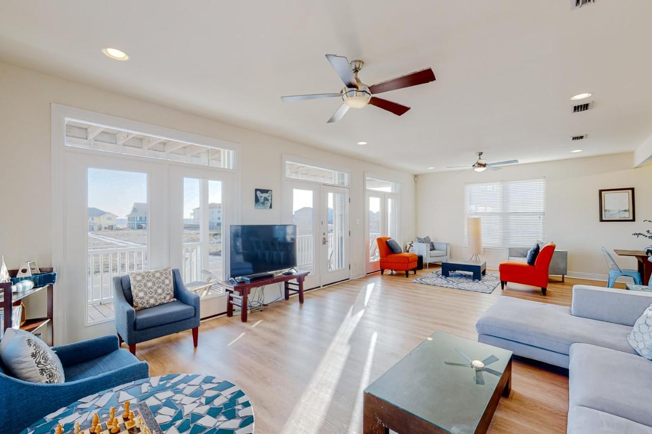 Bulldog Beach House กัลฟ์ชอร์ส ภายนอก รูปภาพ