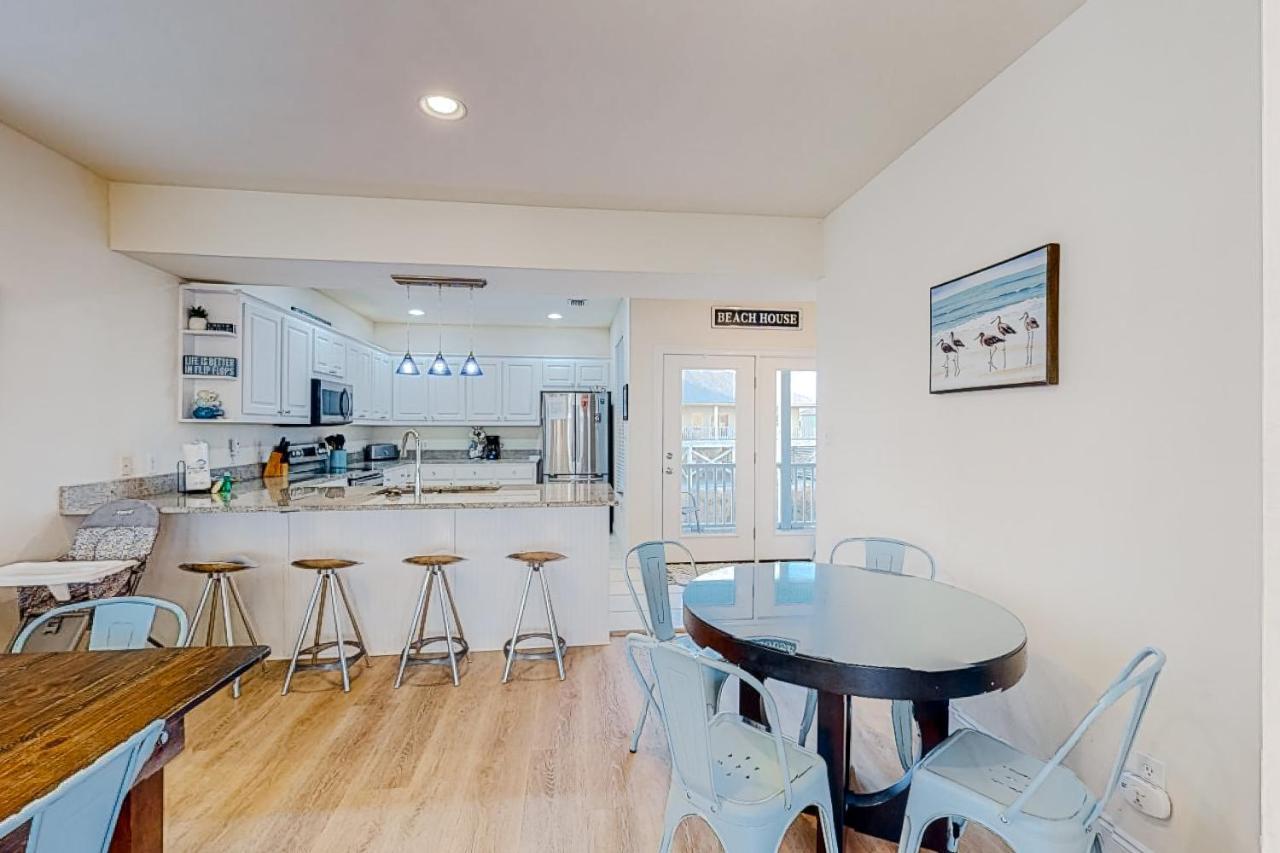 Bulldog Beach House กัลฟ์ชอร์ส ภายนอก รูปภาพ