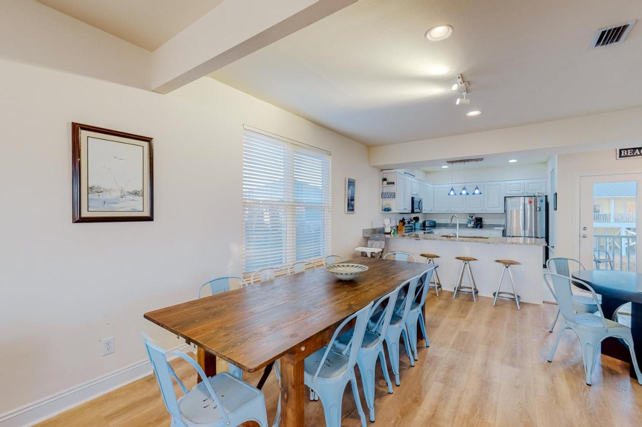 Bulldog Beach House กัลฟ์ชอร์ส ภายนอก รูปภาพ